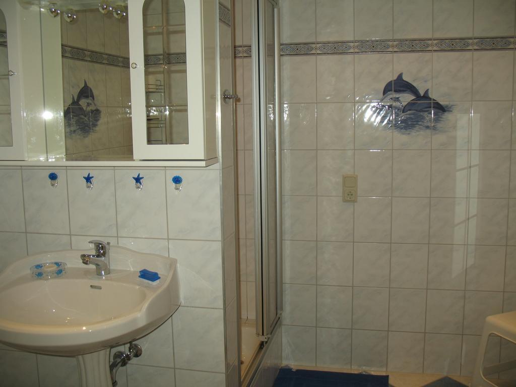 Ferienwohnung Haus Edith Kempa Sankt Aldegund Zimmer foto