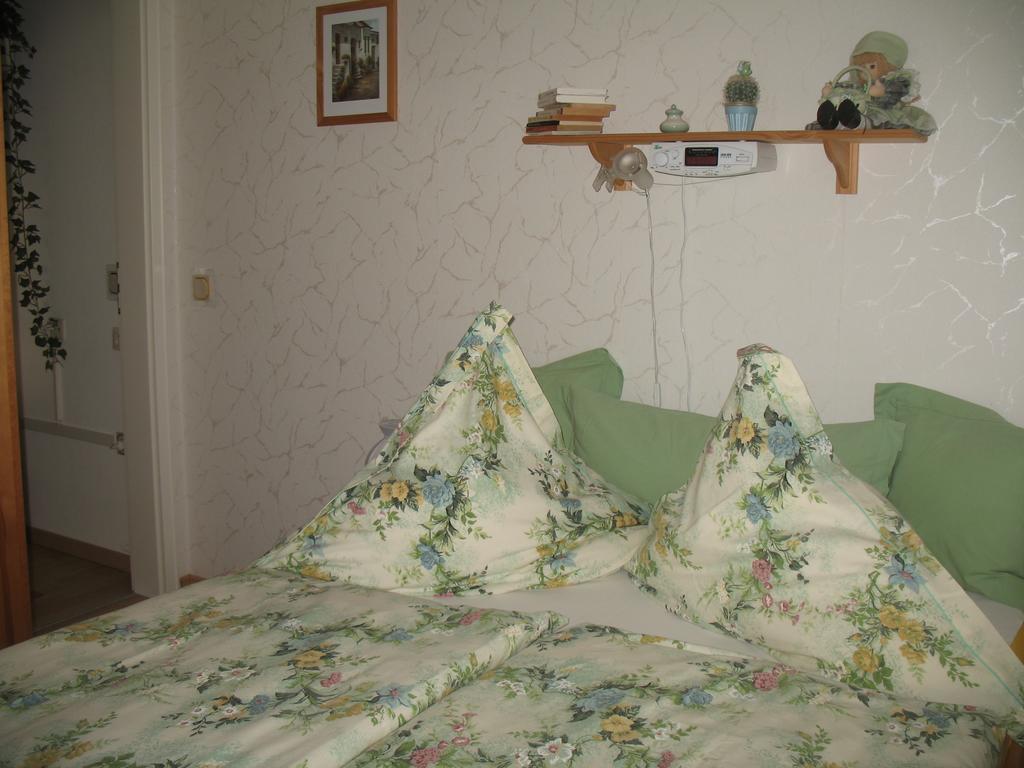 Ferienwohnung Haus Edith Kempa Sankt Aldegund Zimmer foto